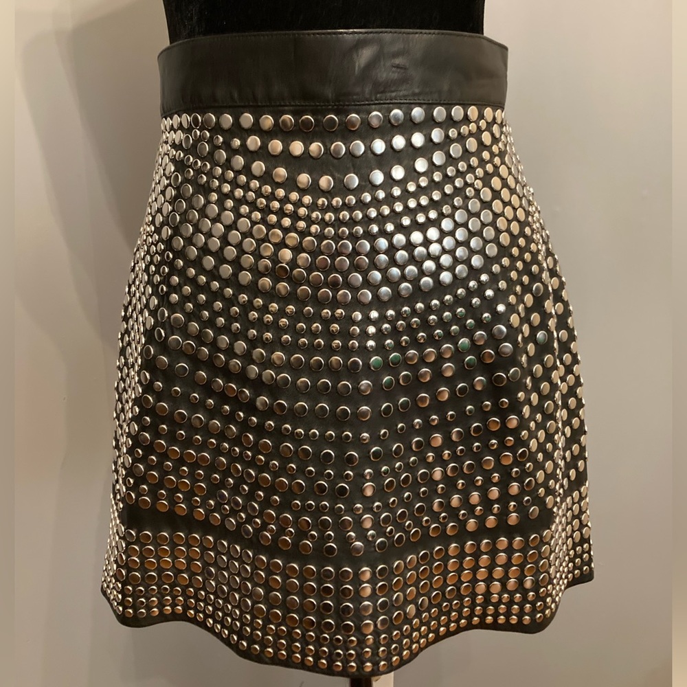BNWT NOUR HAMMOUR Black Leather Dorset Studded Skirt, size FR40/US8
